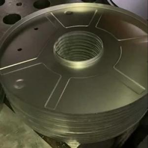 Металлическая круглая крышка 